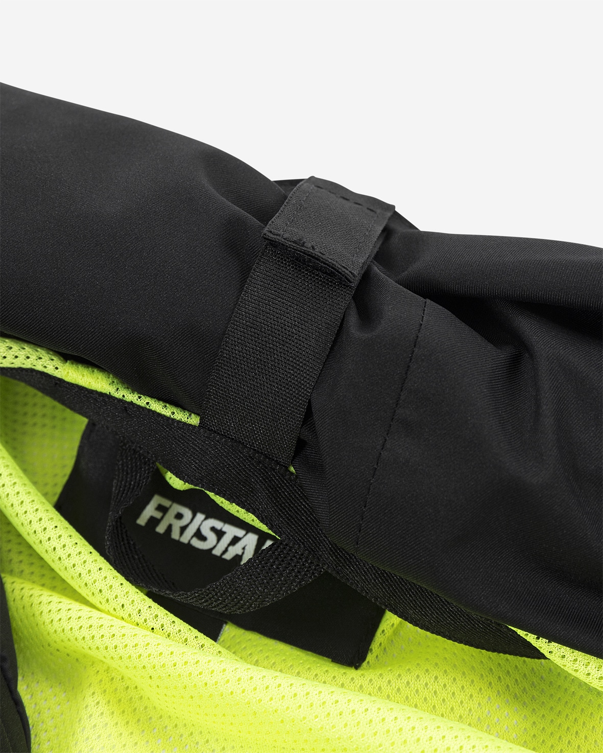 GORE-TEX Jacke 4864 GXP GORE-TEX Jacke 4864 GXP von Fristads, Detail Riemen zum Einklappen der Kapuze