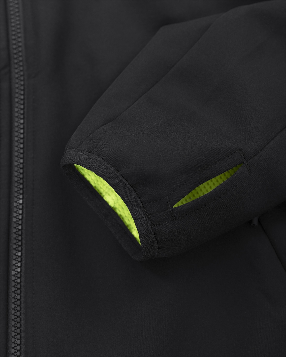 Softshell-Jacke mit Kapuze 7461 GBON Softshell-Jacke mit Kapuze 7461 GBON von Fristads, Detail Ärmelabschluss mit Daumenschlaufe